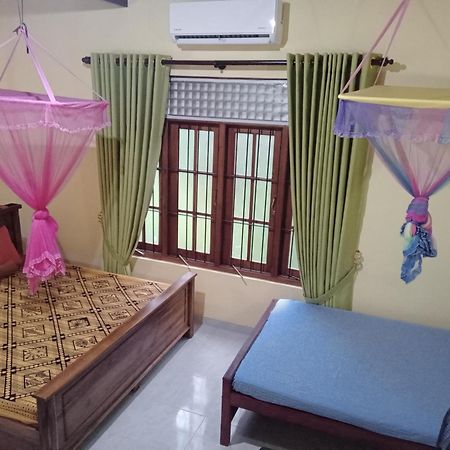 Jungle Village Homestay ピンナワラ エクステリア 写真