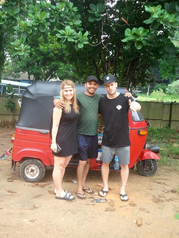 Jungle Village Homestay ピンナワラ エクステリア 写真